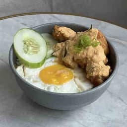 Nasi Ayam Telur Asin